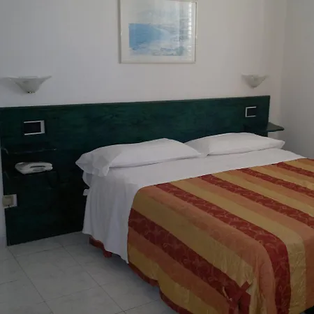 Hotel Eden