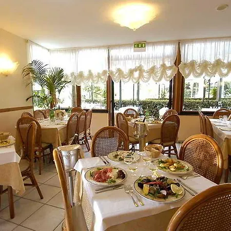 Eden Hotel