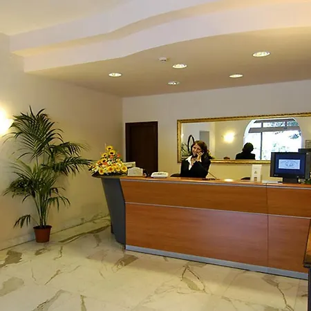 Eden Hotel